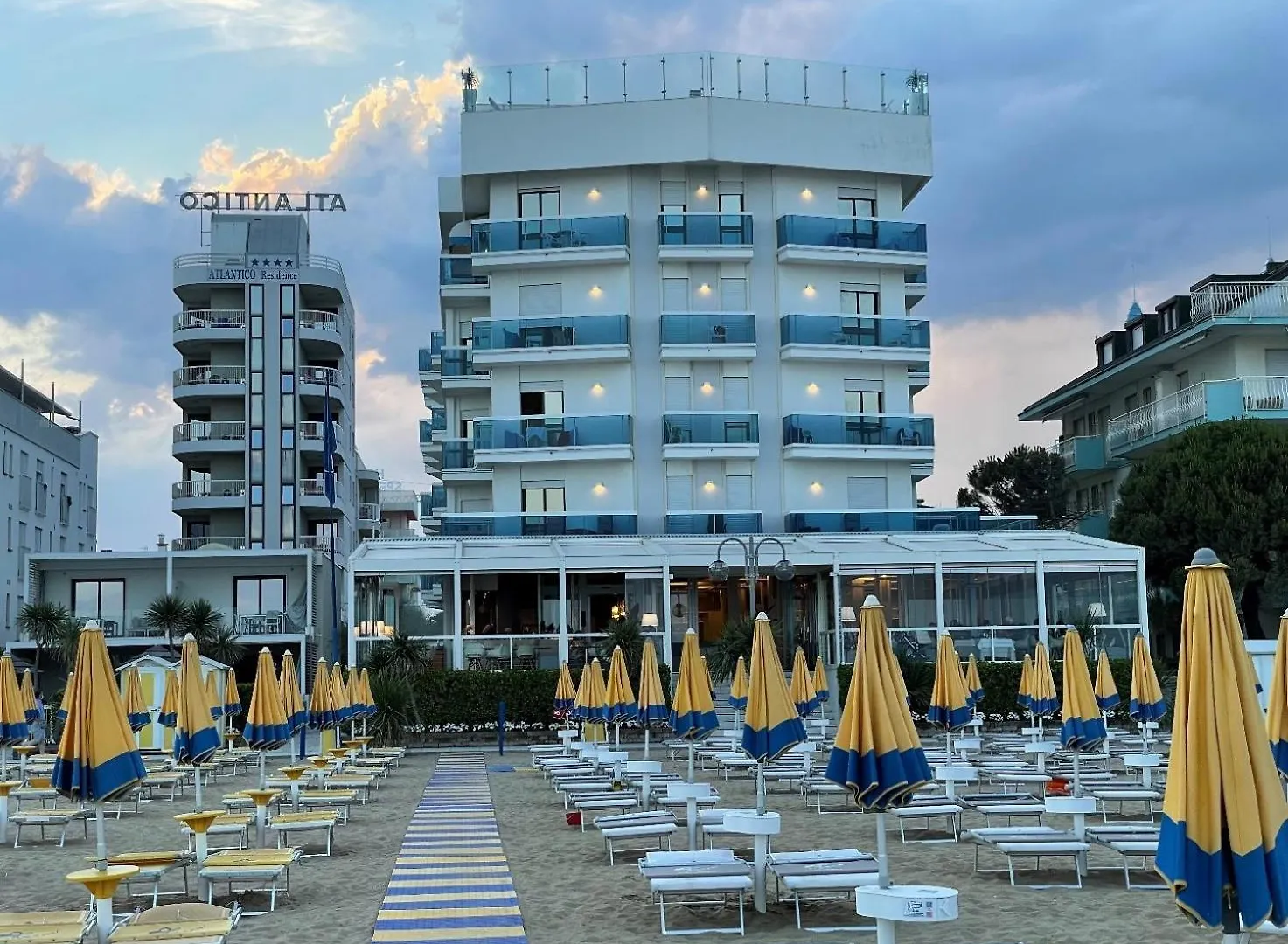 Hotel Atlantico Lido di Jesolo 4*,