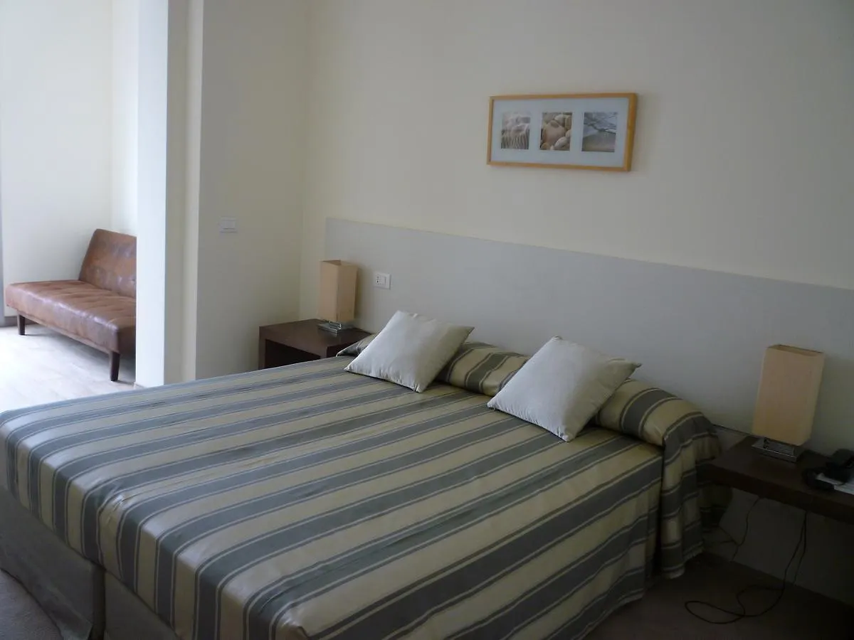 Hotel Atlantico Lido di Jesolo 4*,